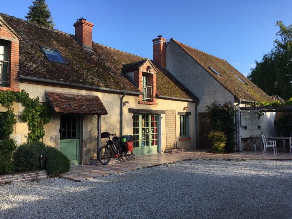 chambres et table d'hôtes Cerviña Marie et Laurent KOPP - gîte et hébergement au bord de Loire près d' Orléans