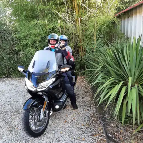 parking moto chambre d'hôtes cervina